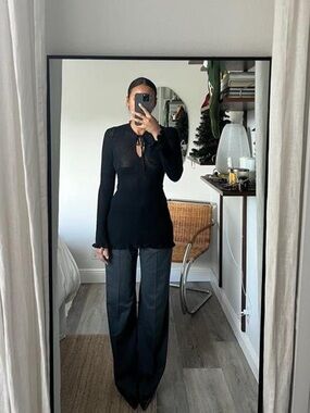 Mirror Palais sample knit long sleeve dress or top